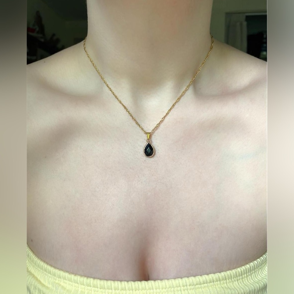 Gold Black Agate Gemstone Pendant Necklace